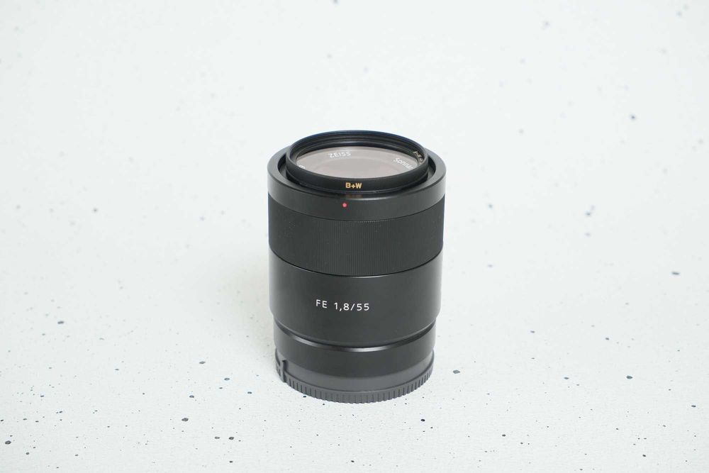 Об'єктив Sony FE 55 mm f/1.8 ZA Sonnar T*Carl Zeiss (SEL55F18Z)