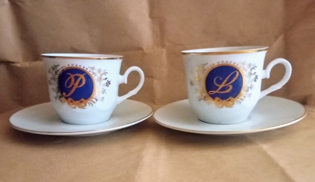 Loiças antigas .Tudo 25€, vendo conjuntos separados.