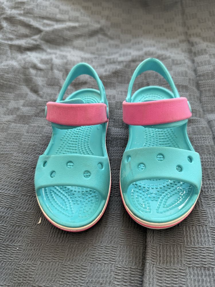 Sandały dziewczęce Crocs r. 10 c