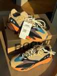 Nowe Yeezy Boost 700 Enflame Amber EU 42