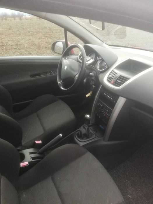 Peugeot 207 1,4 poj 149 tys km