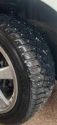 Шина зимова Nitto Therma Spike r19 255/50 107Т