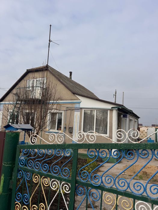 Продам жилой дом от хозяина с Молодежное