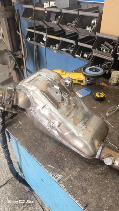 Vendo escape mt 09 / tracer 900 desmiolado