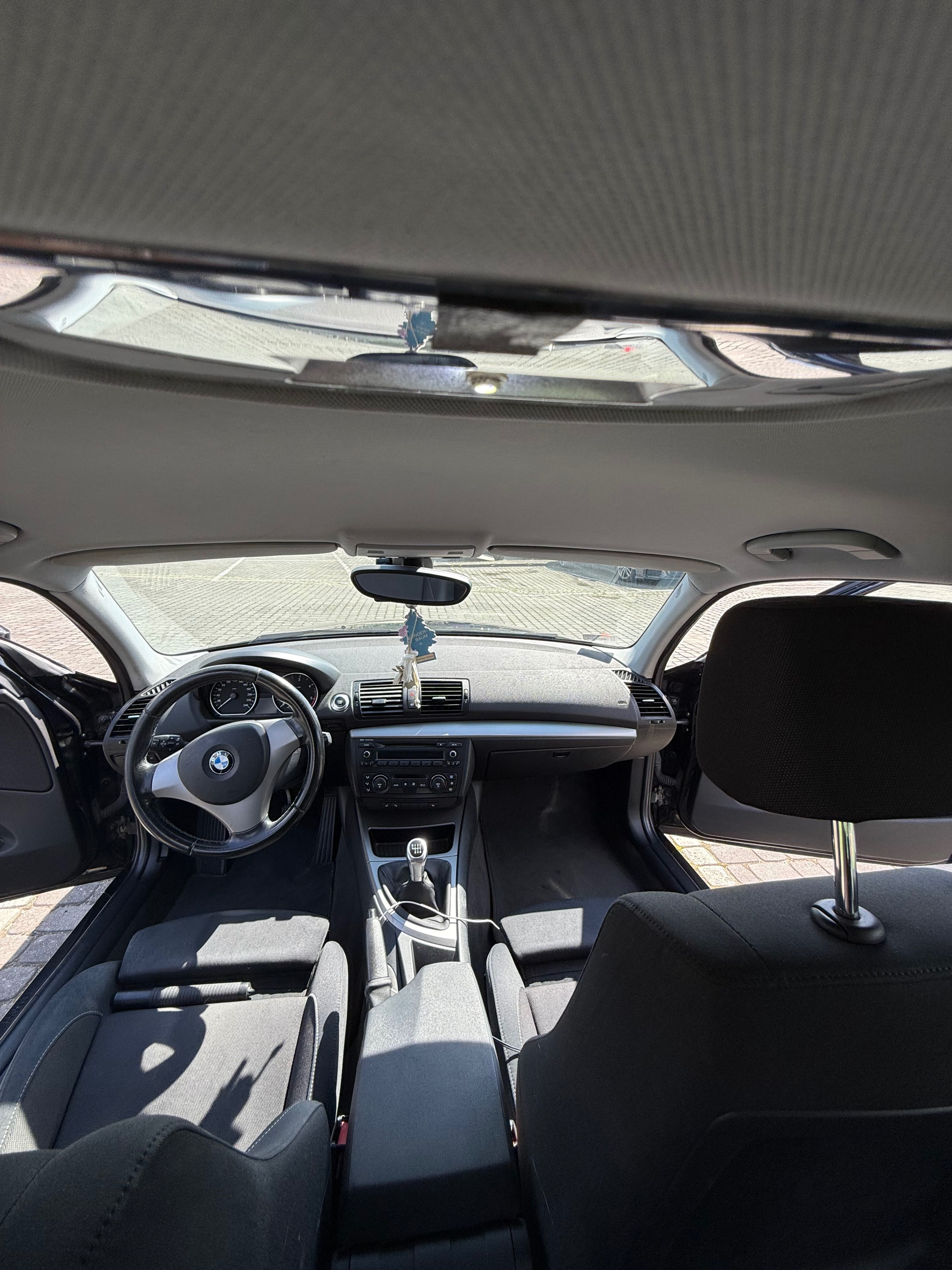 Sprzedam samochód marki BMW 120D