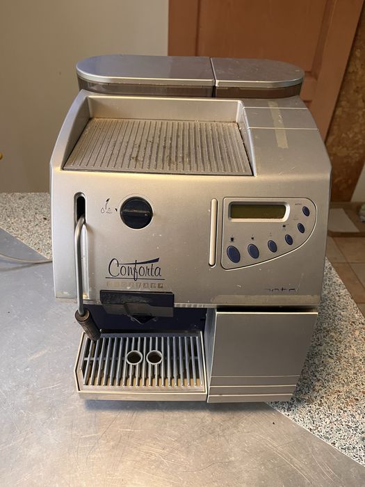 каво машина saeco