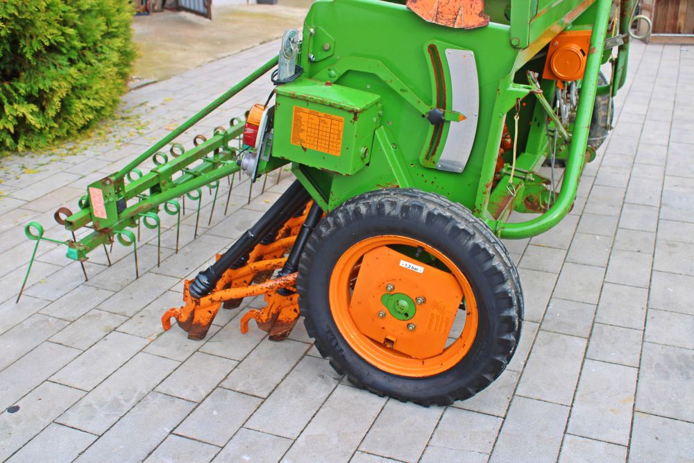 Siewnik do zboża 2,5 m AMAZONE D8 Siewnik zbożowy  SUPER STAN