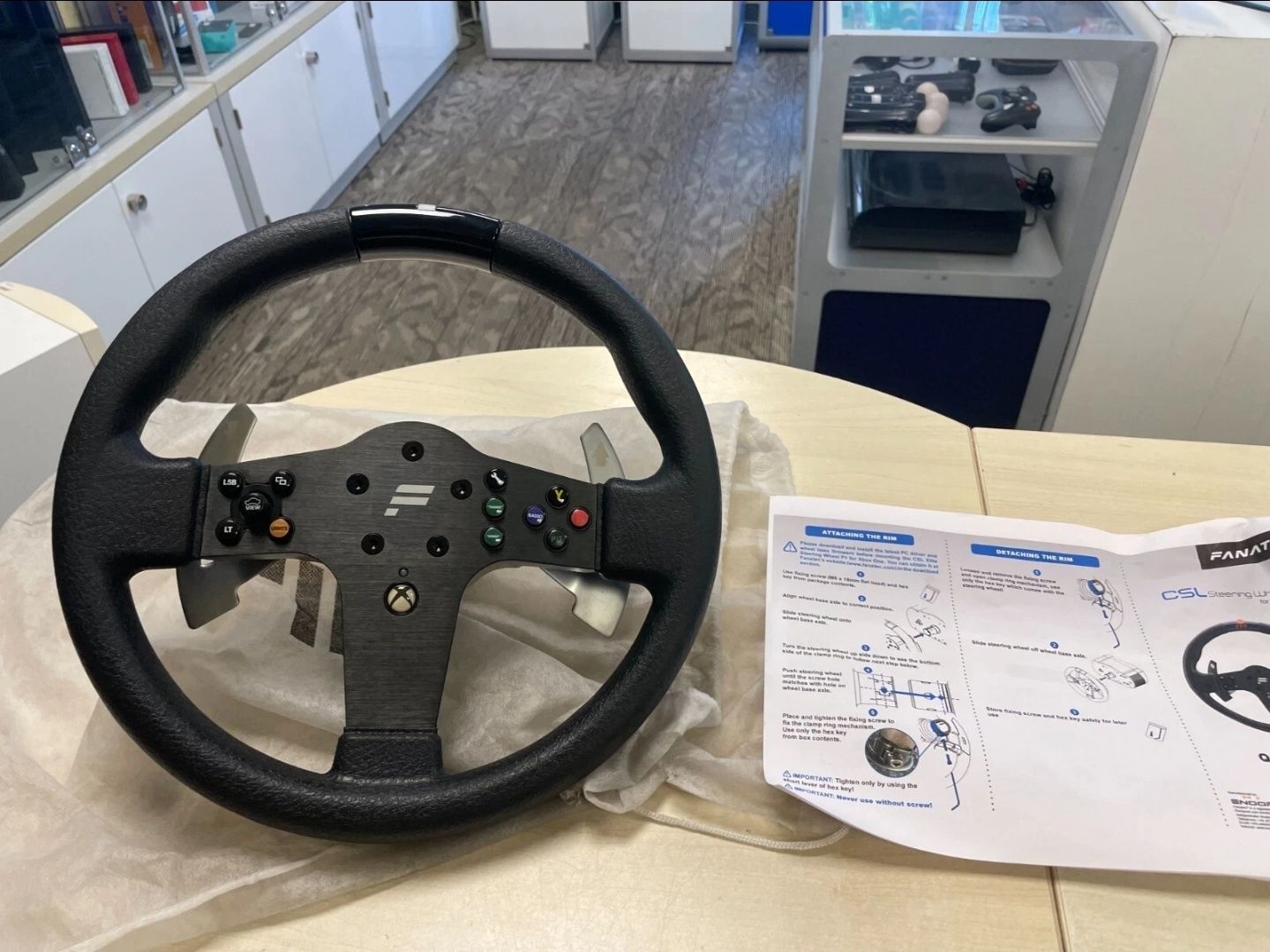 Fanatec Комплект для XBOX One — кермо, база, педалі, кріплення CSL Eli