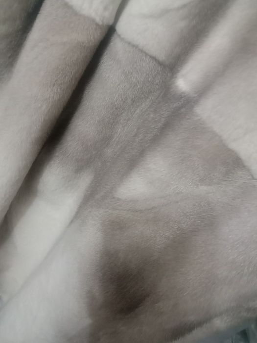 Длина 110см. Норковая шуба с соболем. Натуральная шуба