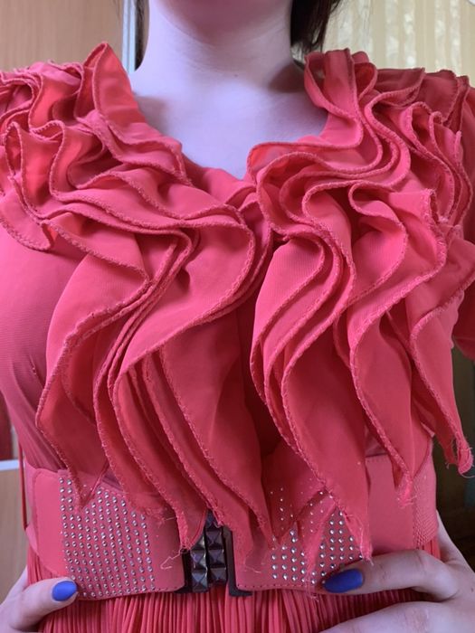 Нарядное платье