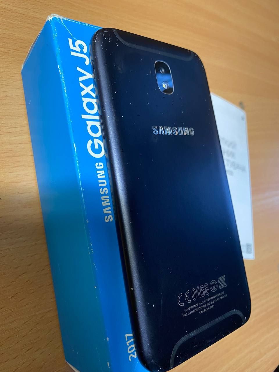 Самсунг J5  2017