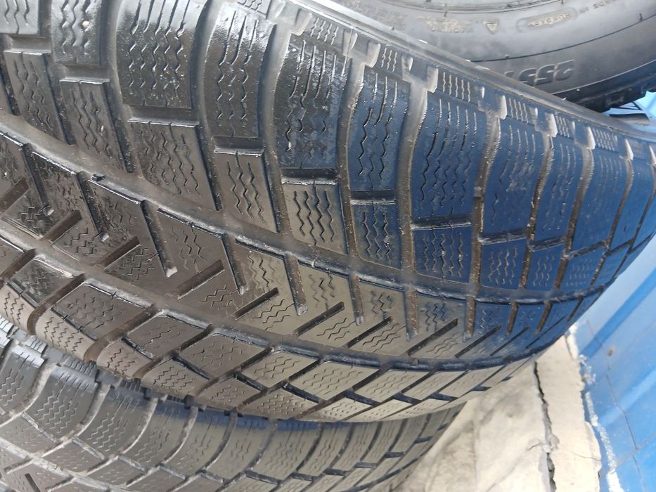 255/55/18 мишелин 6.5мм 2017 год Зима!)