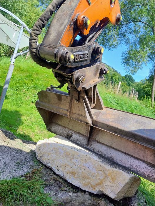 Sprzedam JCB 8085 ZTS