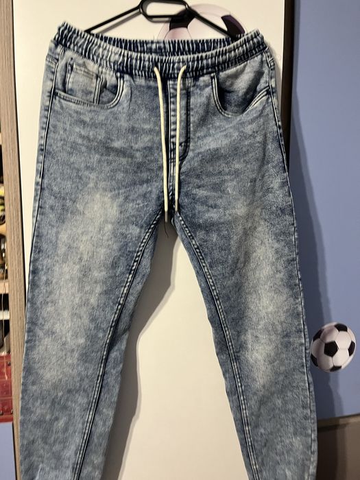 Spodnie jeans Sinsay r.30