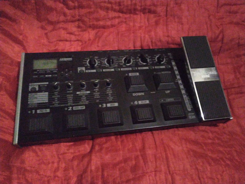 Korg ax3000g toneworks процесор гітарних ефектів педаль Boss
