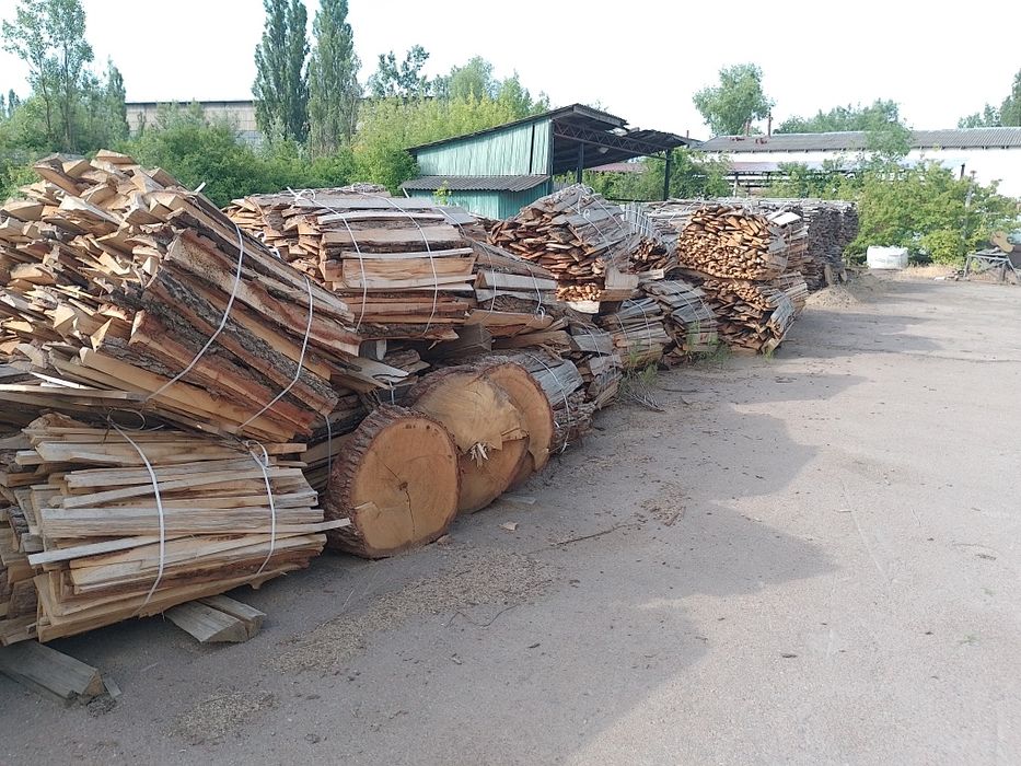 Дрова дубові сухі