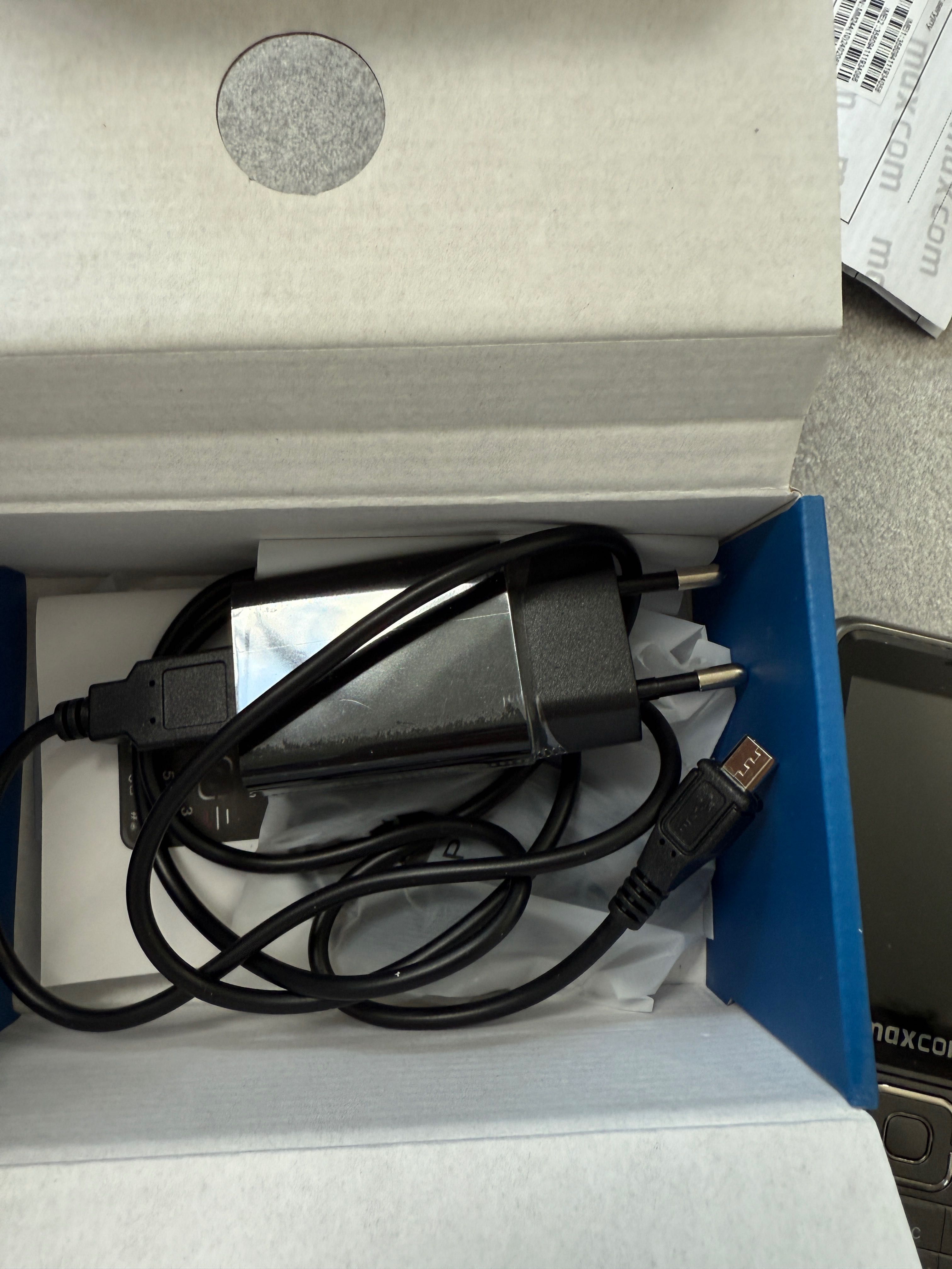 Telefon Maxcom MM244