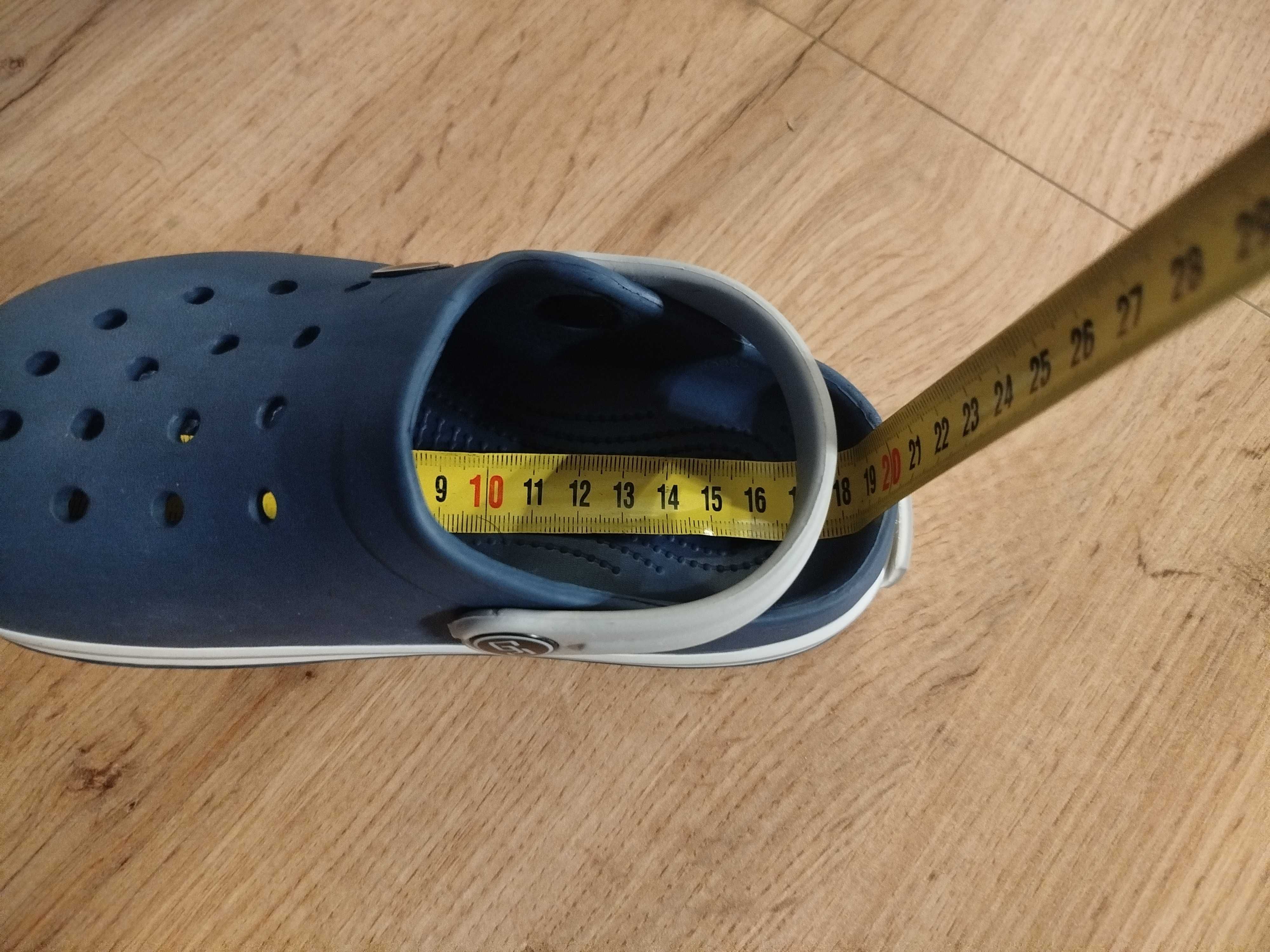 Nowe buty typu crocs rozmiar 30