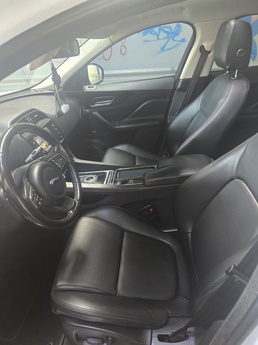 Jaguar f-pace 2.0 benzyna