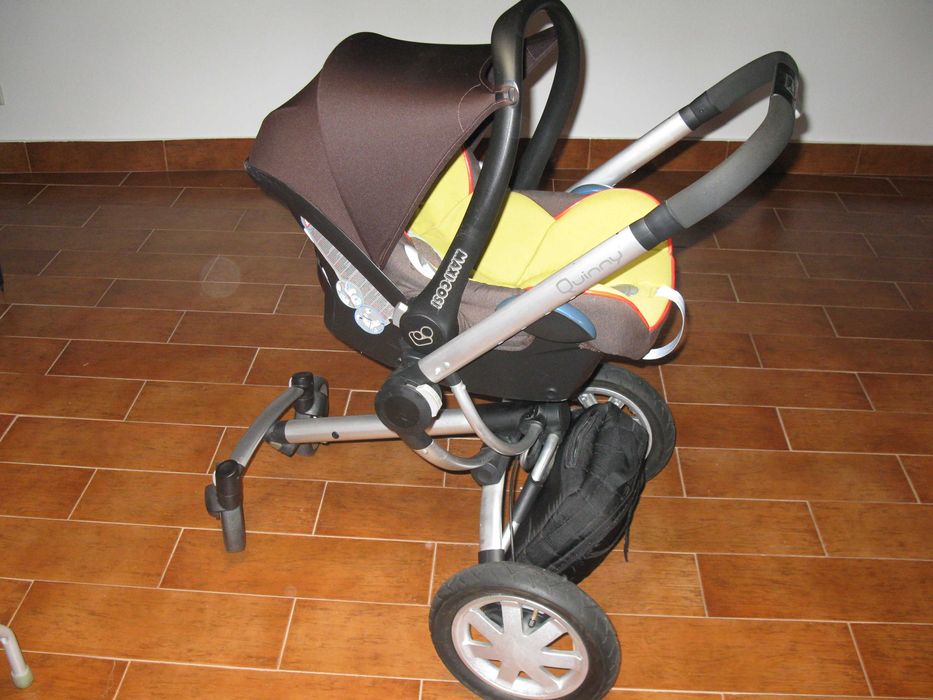 Carrinho Quinny e Ovo da Maxi-Cosi