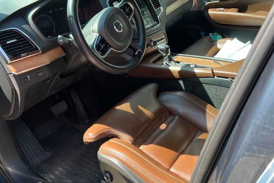 Продам Volvo XC90 Inscription 2018 2 літра бензин