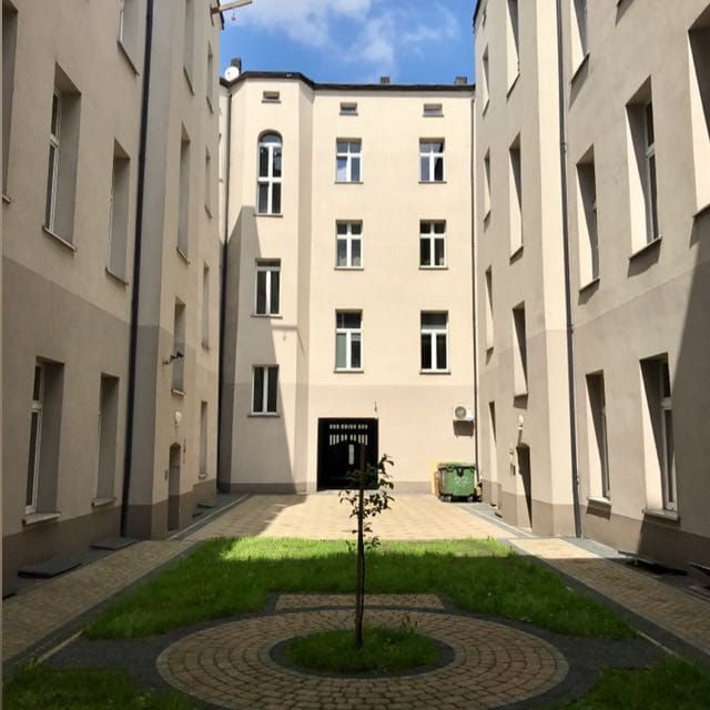 Pokój w mieszkaniu 4-pokojowym (9B), centrum Łodzi