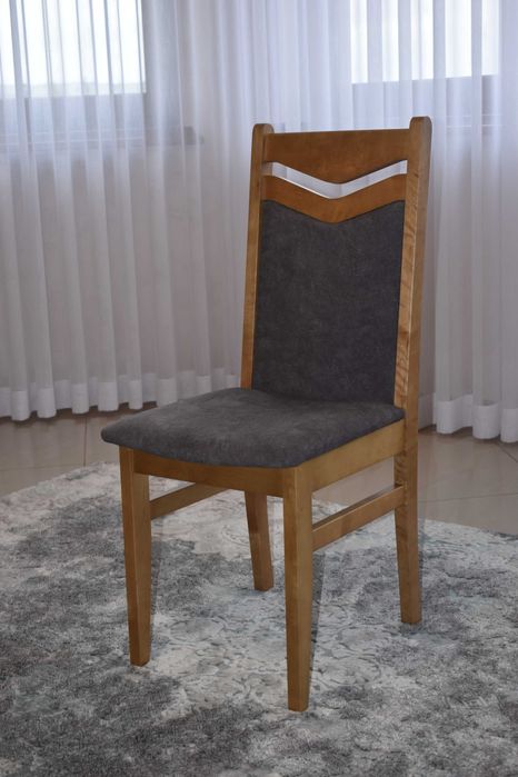 Krzesła powystawowe nowe Okazja