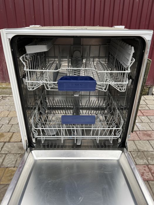 Посудомийна машина Siemens Вис 80 см шир 60 см.
