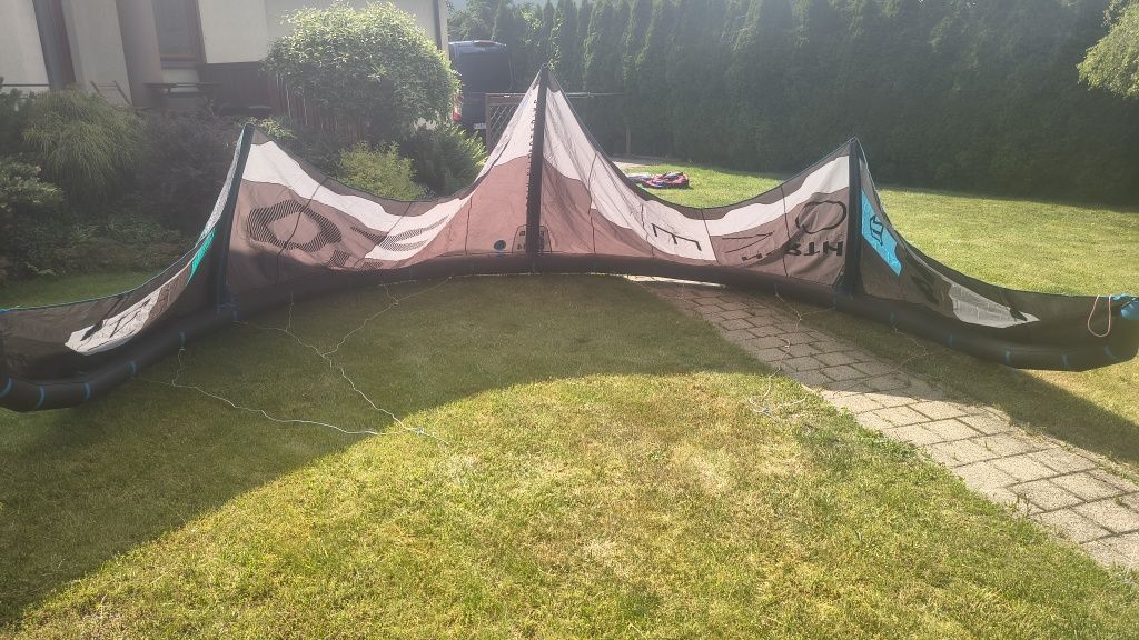 Kitesurfing Latawce North EVO 10 , 14 + bar Duotone używane w dobrym s