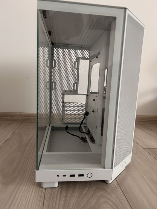 Obudowa Nzxt h6 flow