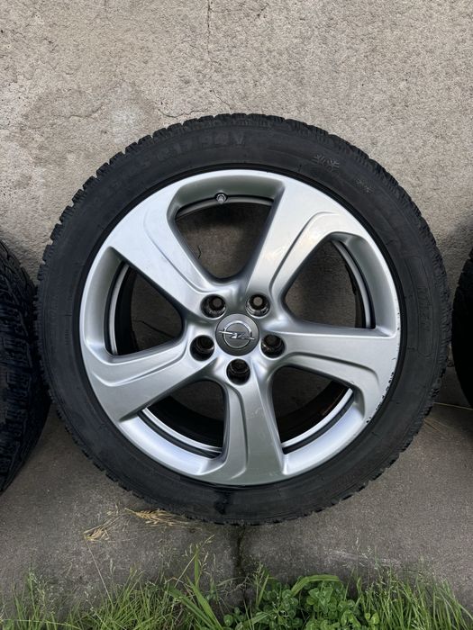 Koła  Opel aluminowe zimowe 17 5/110