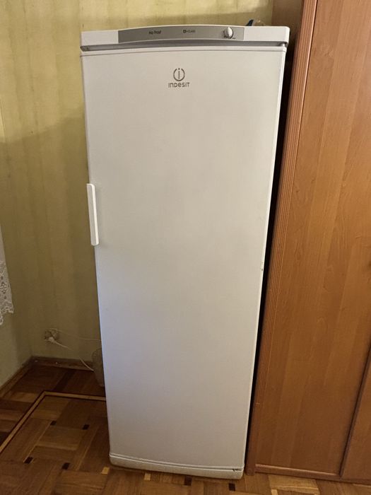 Морозильная камера indesit