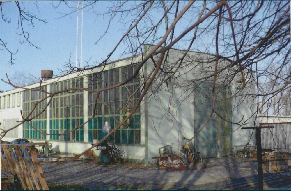 Sprzedam halę produkcyjna z dzialką w Rynarzewie