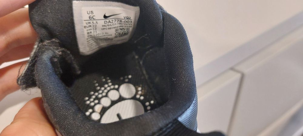 Sapatilhas Nike tamanho 22