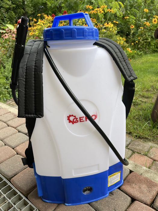 OPRYSKIWACZ akumulatorowy 20L GEKO G73216
