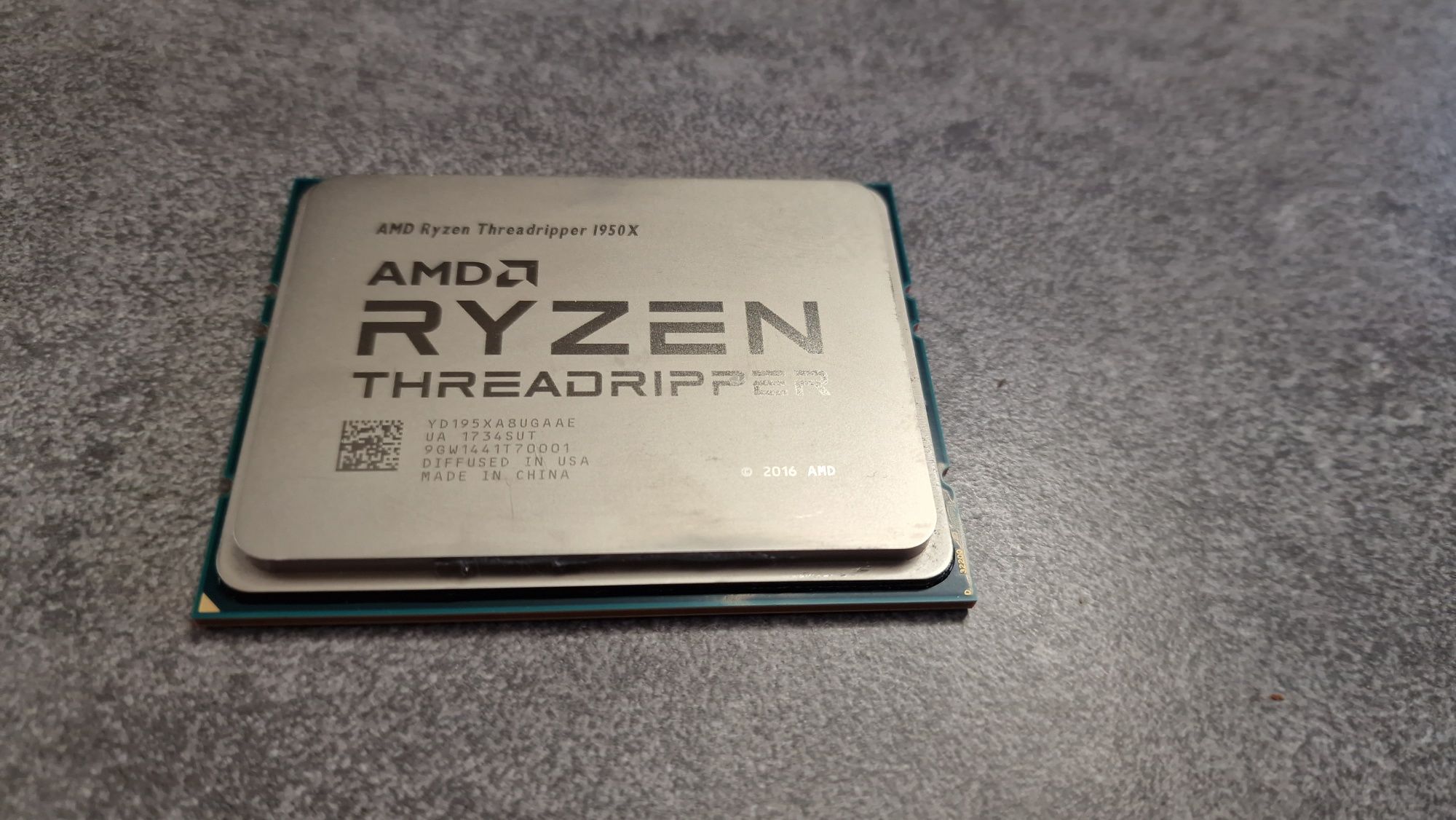 AMD Ryzen Threadripper 1950x procesor