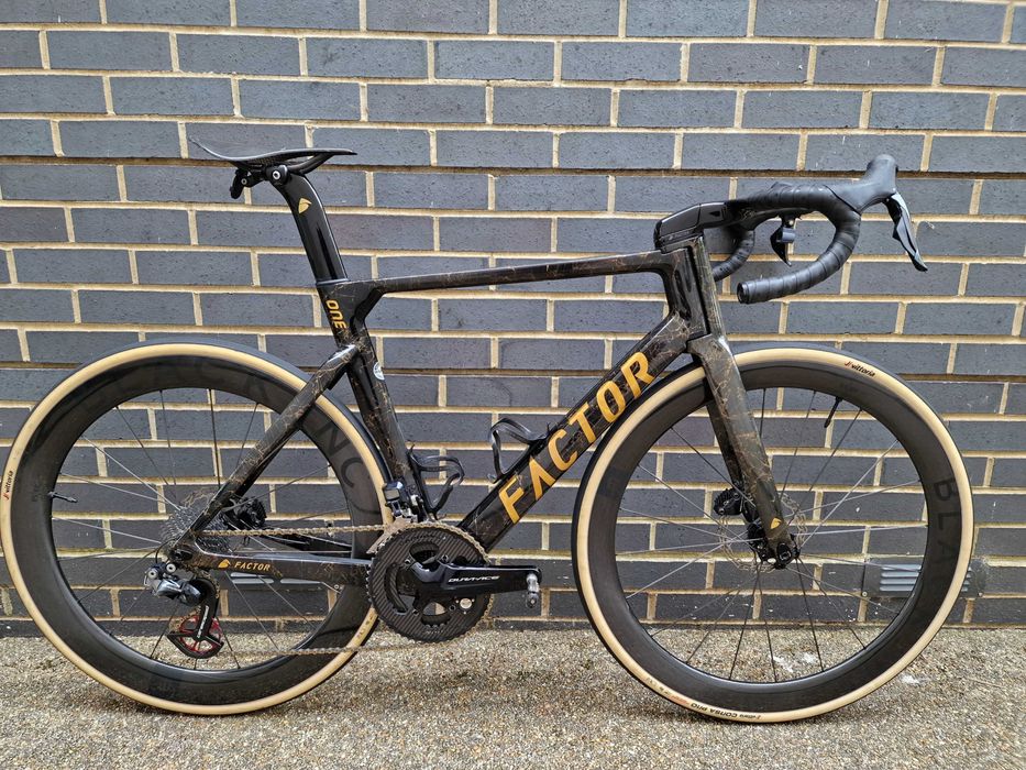 Factor One Aero rower karbon Shimano Dura Ace Di2 56