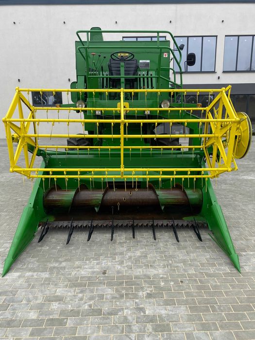 комбайн John Deere 925