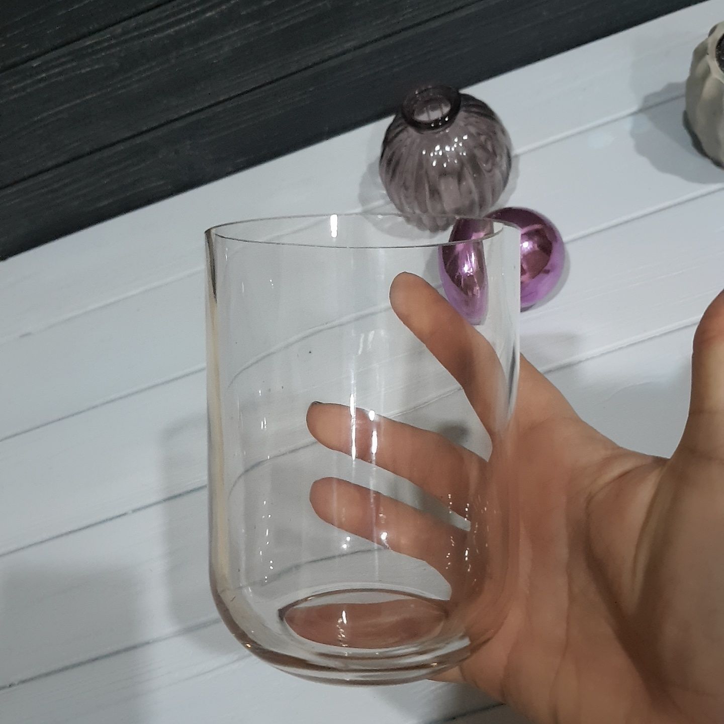 Стильная ваза из розового стекла, Италия