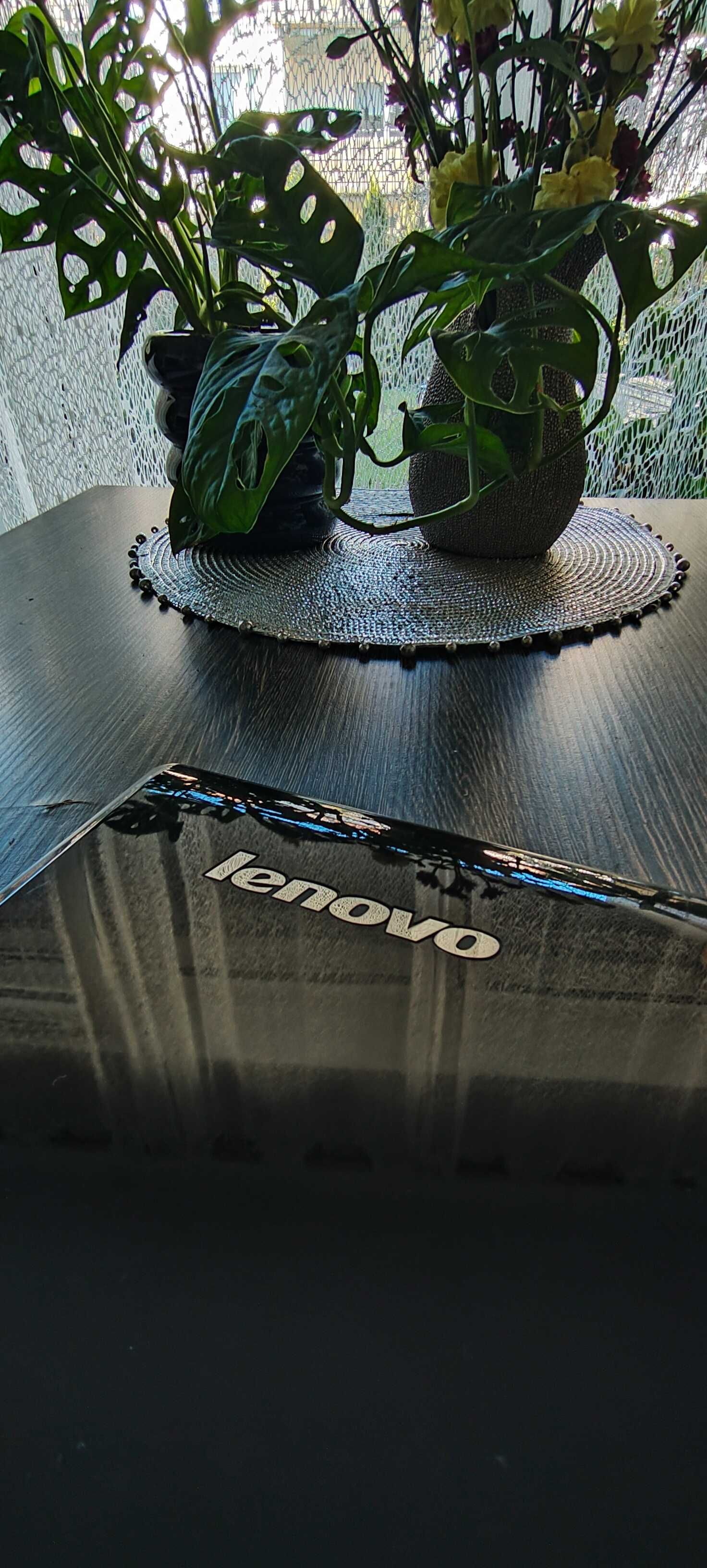 Laptop Lenovo G585 SSD 240GB 8GB RAM