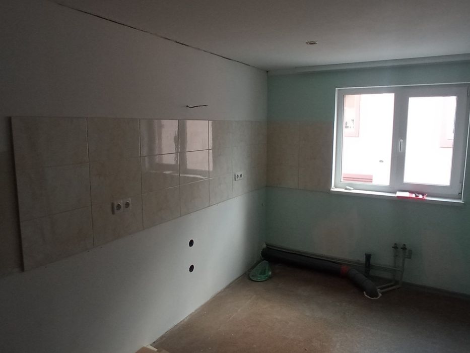 Продам 2-х поверховий будинок на Залізничному селищі