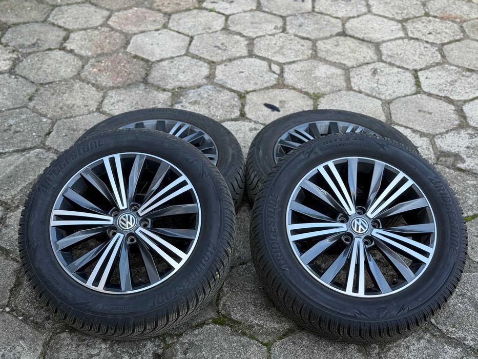 Koła Volkswagen Tiguan opony zimowe Bridgestone Blizzak 235/55/18