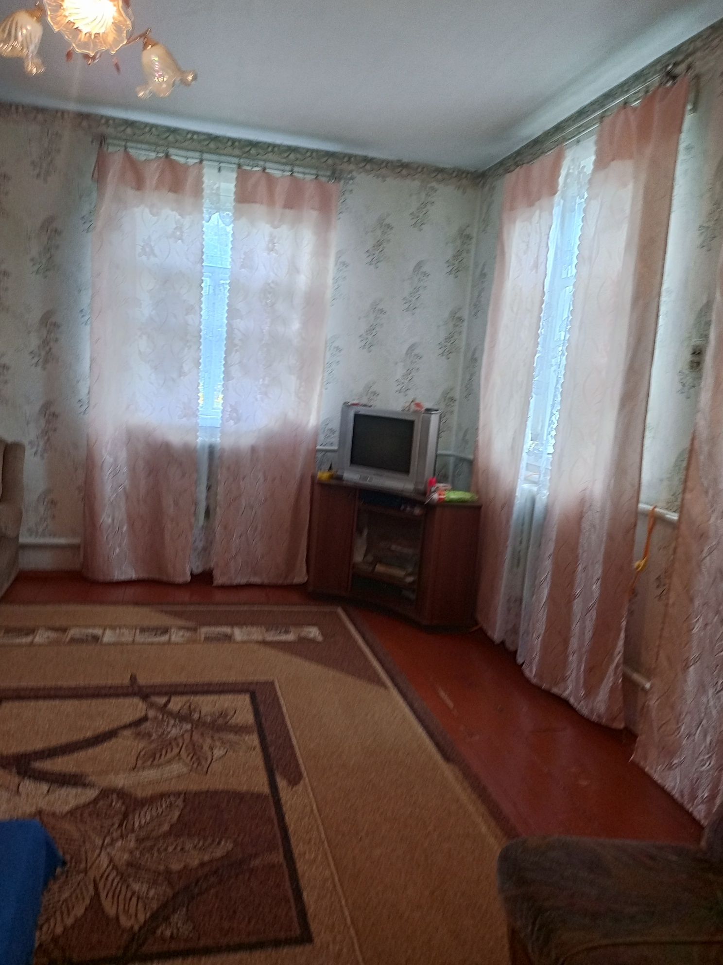 Продаж будинку в центрі Ружина