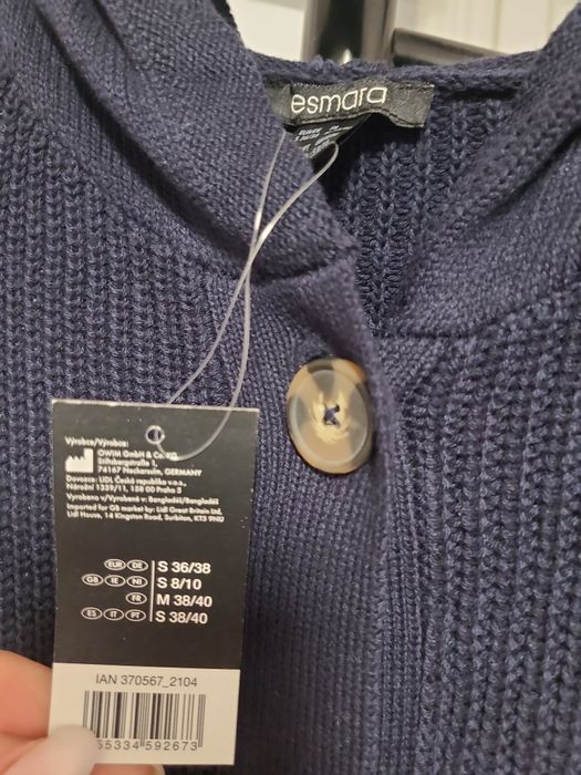 Kardigan, sweter rozpinany z kapturem