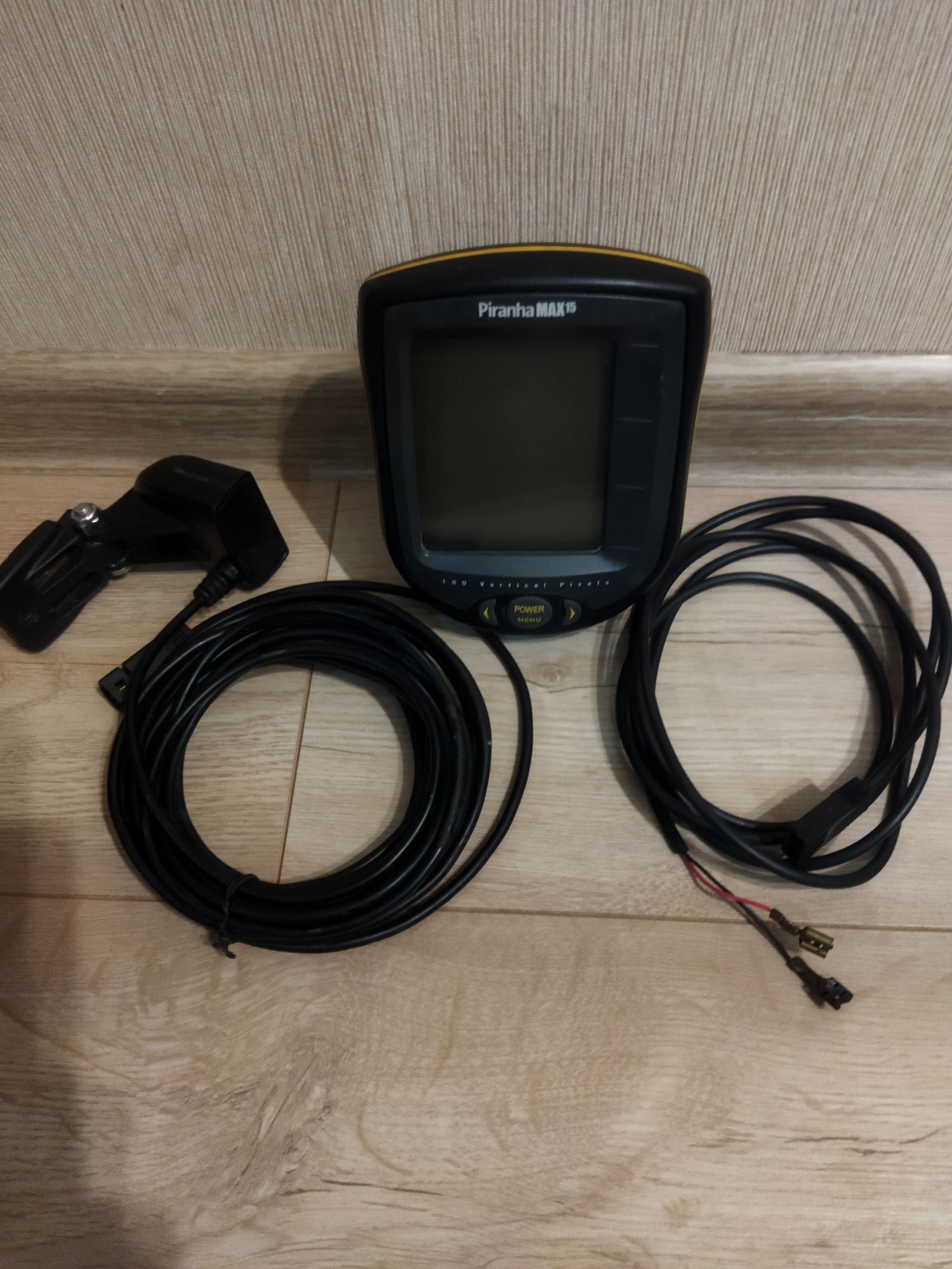 Ехолот Humminbird PiranhaMAX 15