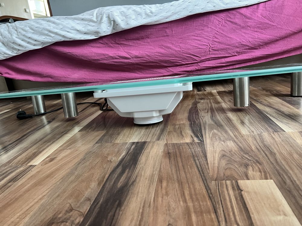 Blat manicure z pochłaniaczem