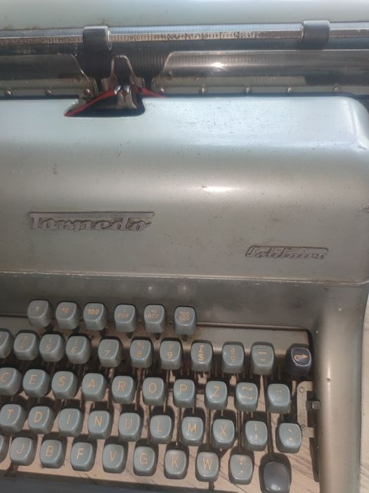 Maquina Antiga de escrever TORPEDO