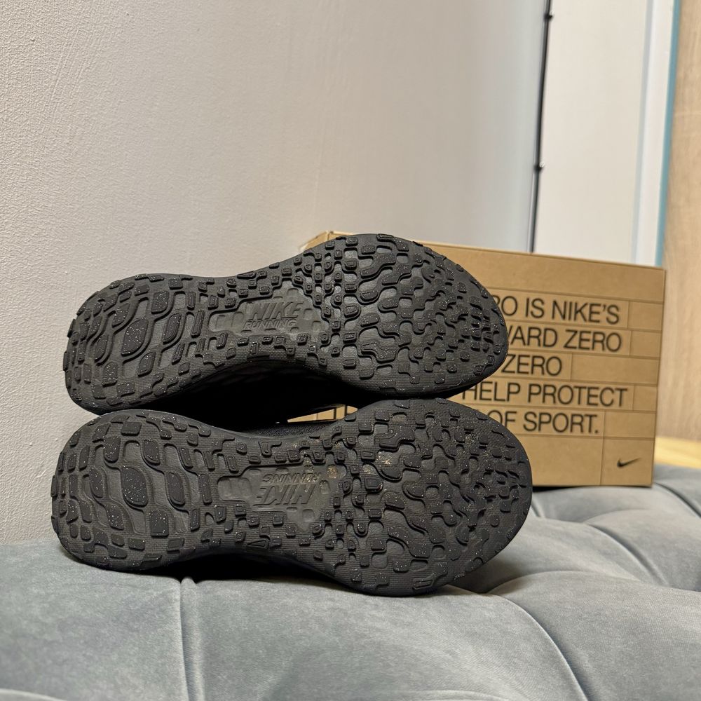 Buty Nike Revolution 6 NN