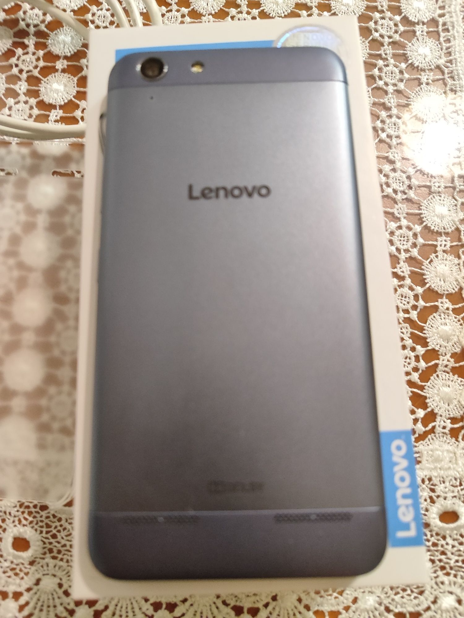 Telefon Smartfon Lenovo K5 Plus a6020a46