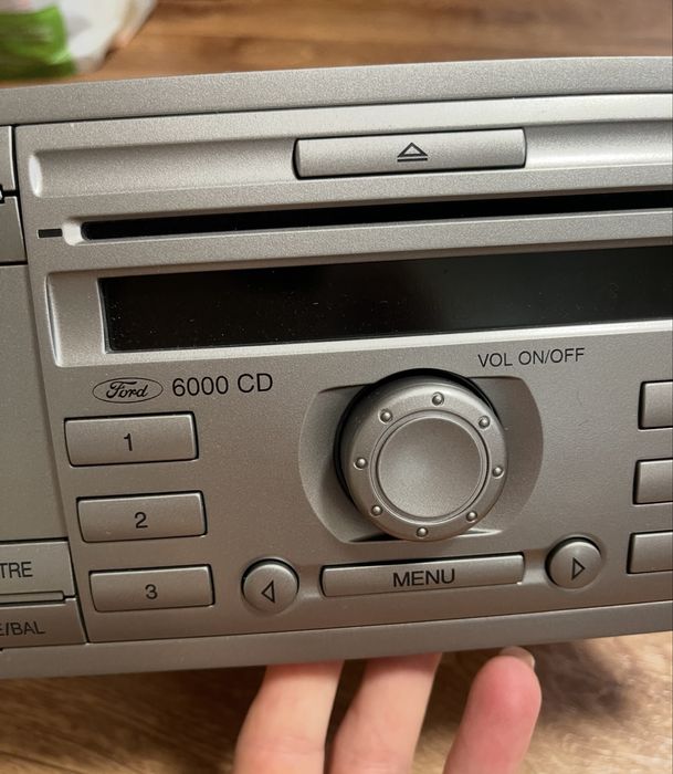 Автомагнитола Ford 6000